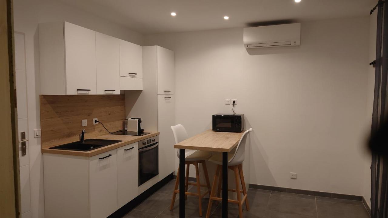 Appartement De La Tour Connaux المظهر الخارجي الصورة